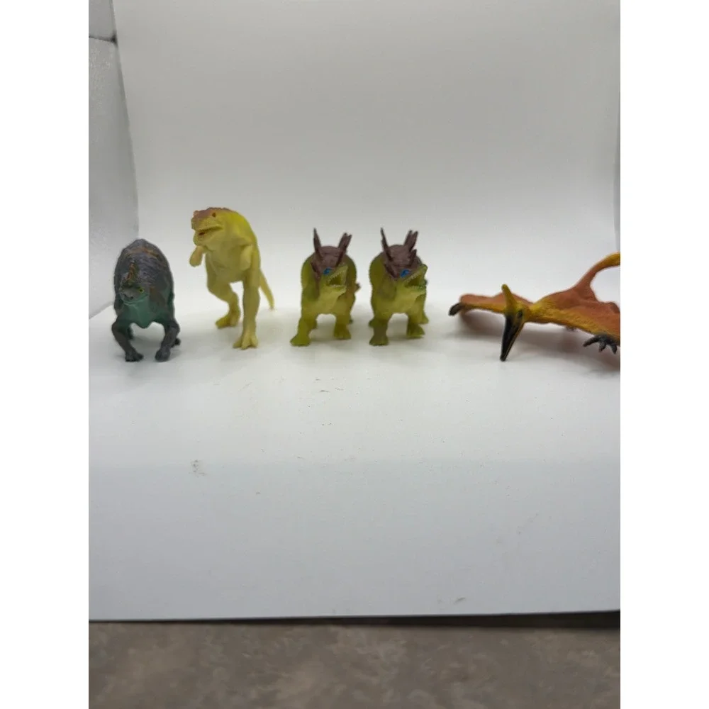 Lot of 5 Mixed Dinosaur Toy Figures Stegosaurus Pterosaur Prehistoric Creatures